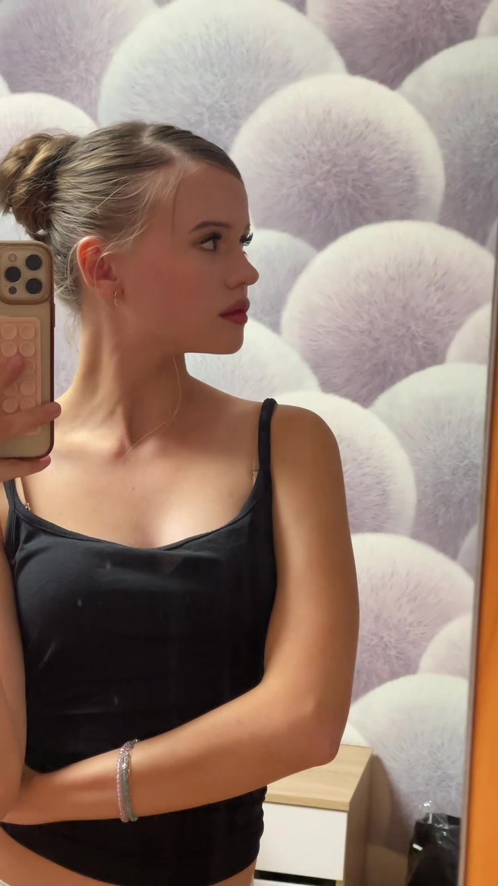 @anyavvv