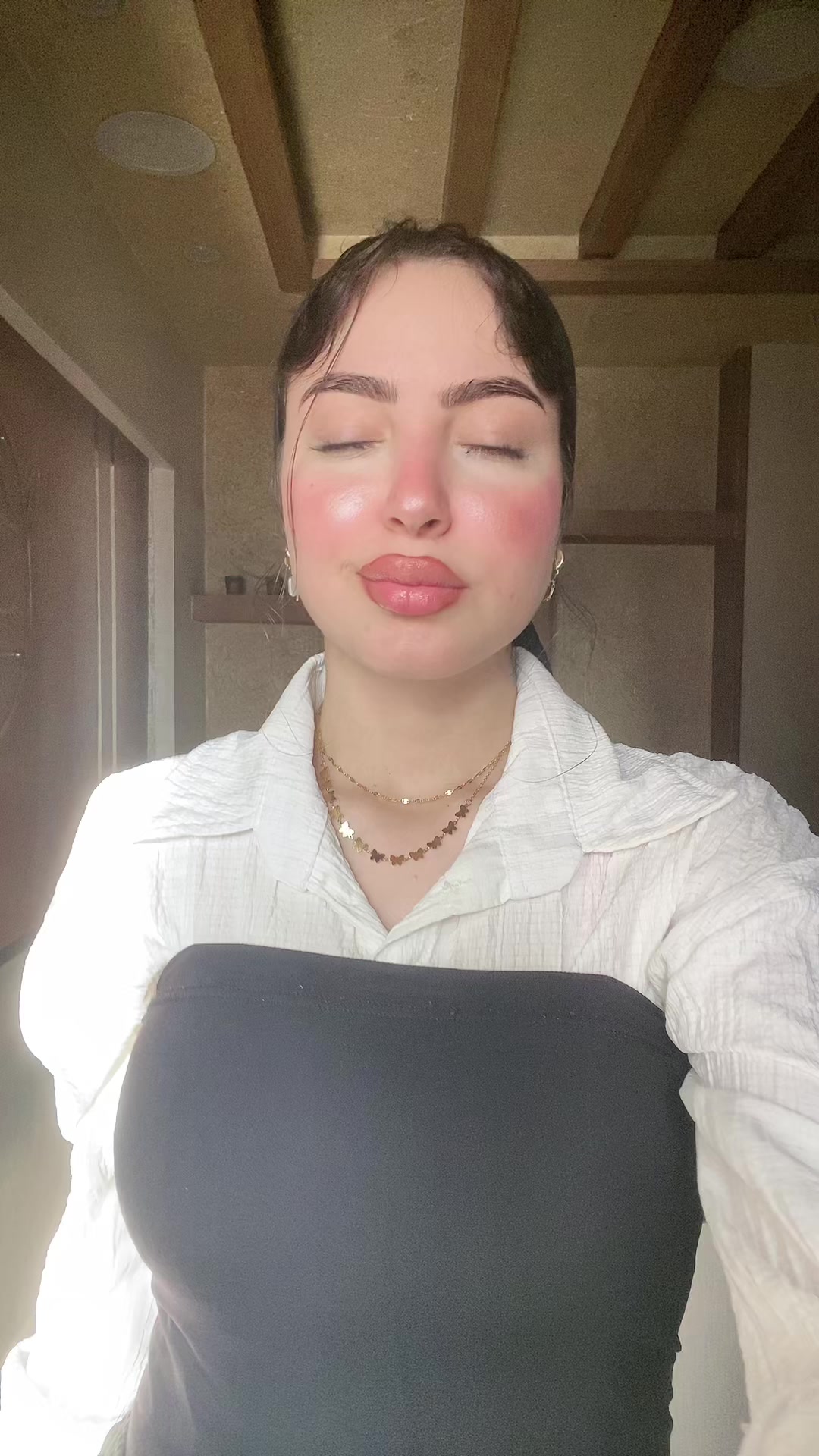 @FARAH🕊️
