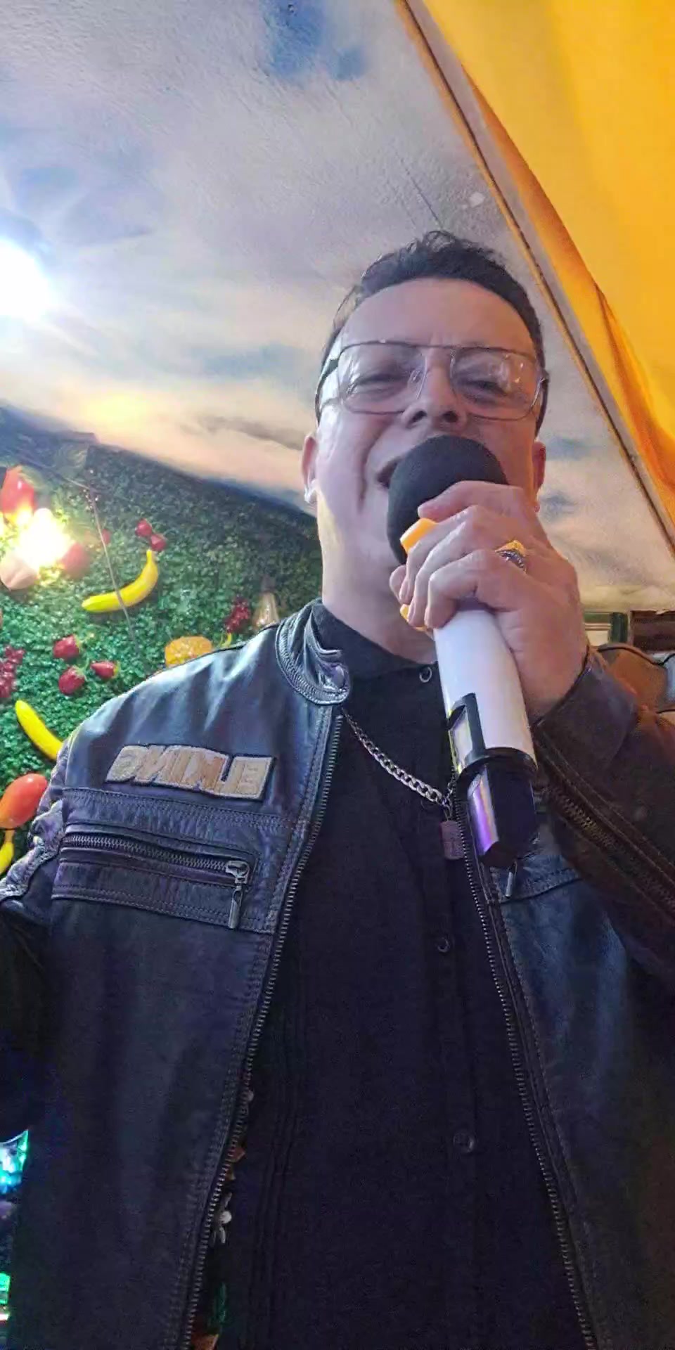@Elking Medina 🎼🎙️