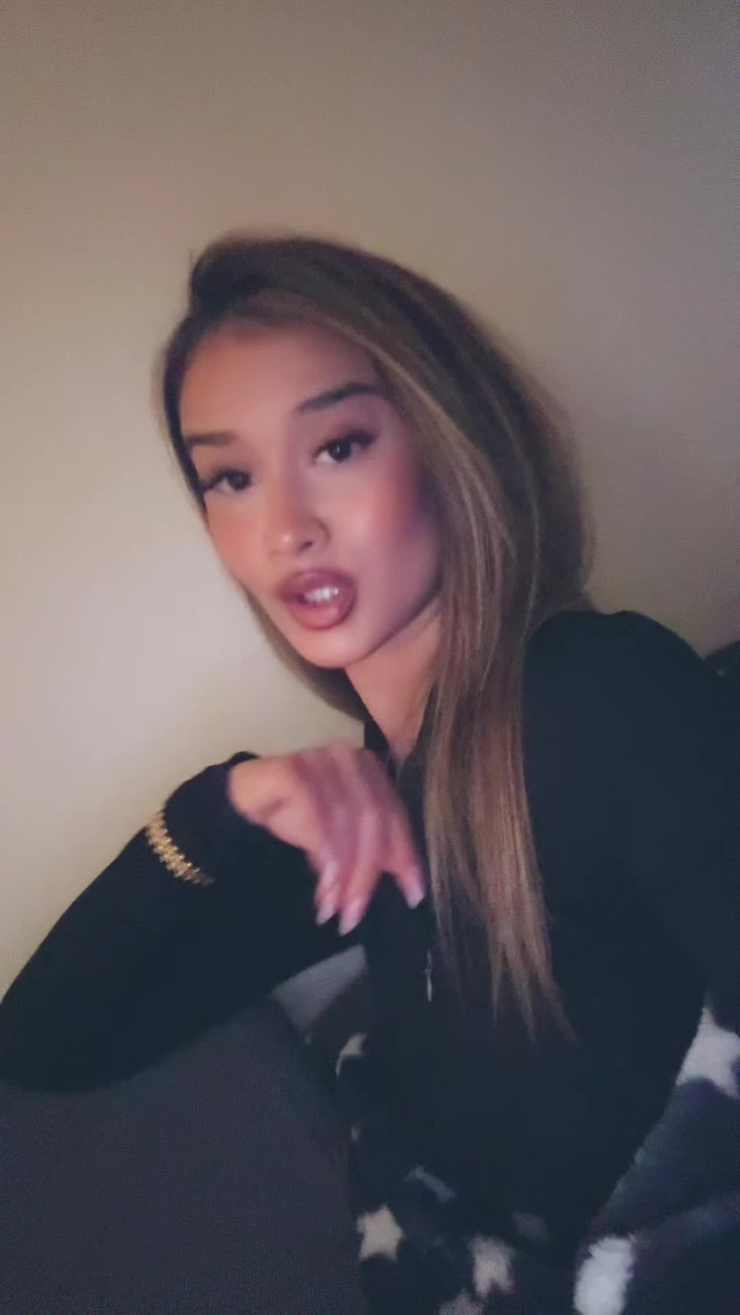 @vaancyy