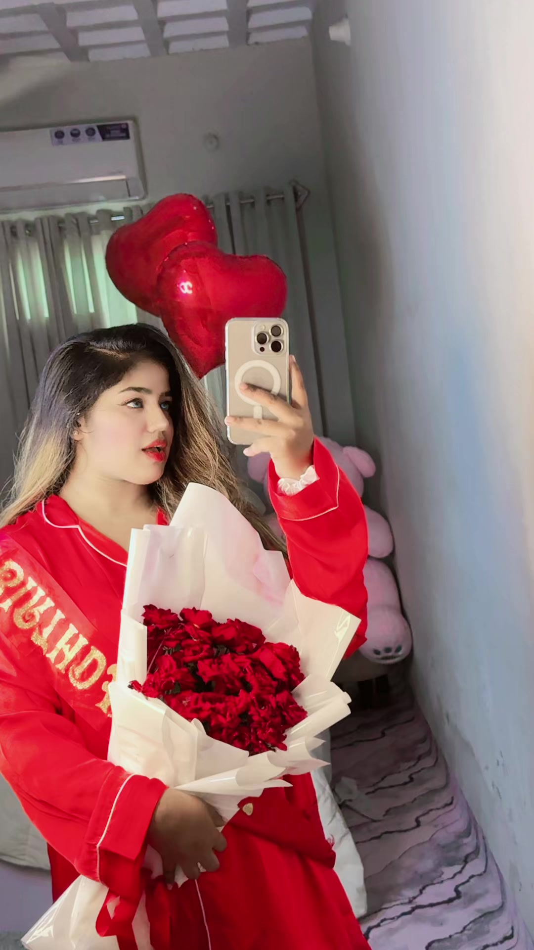 @ReeM Kh@N 🕊️