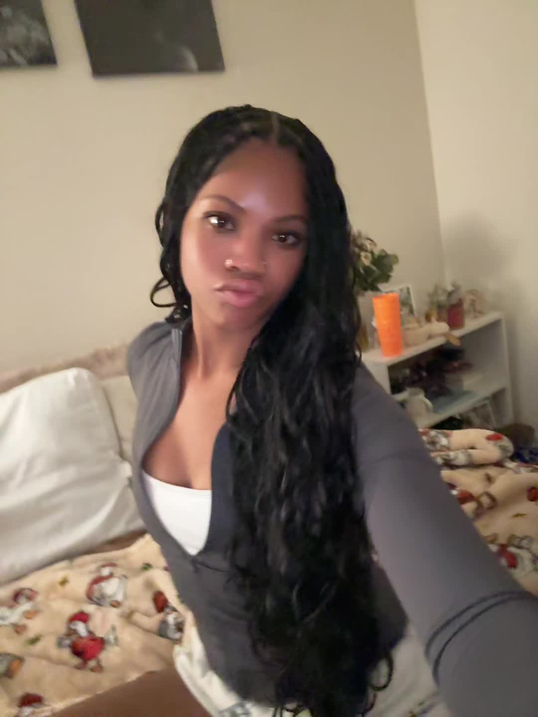 @ilovealivia25