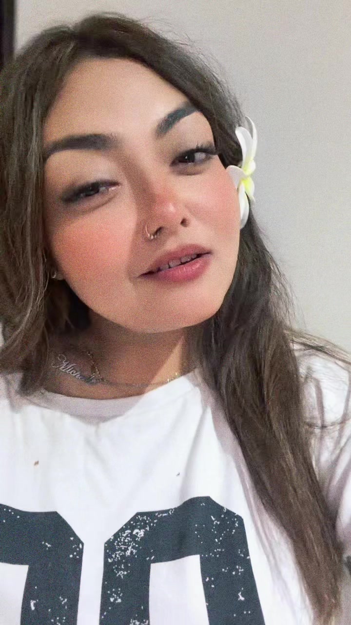 @Michelle Kumar