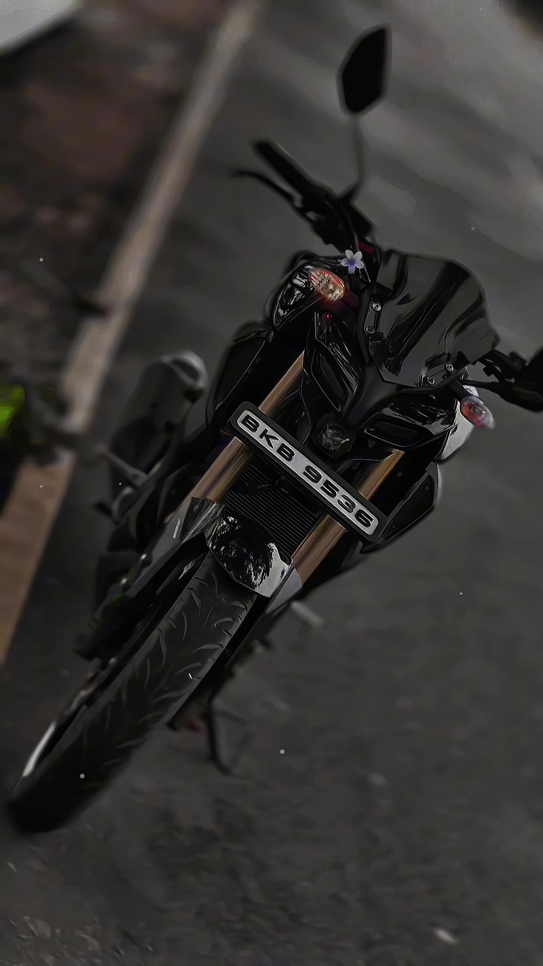 @𝐿𝑎𝑘𝑠ℎ𝑎𝑛