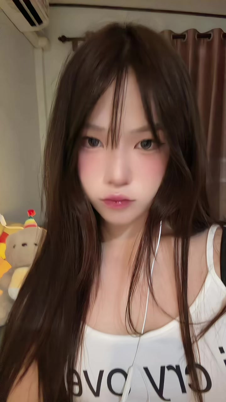 @yacultgirl