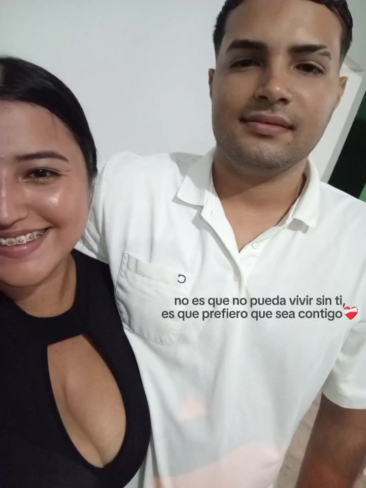 @🫦