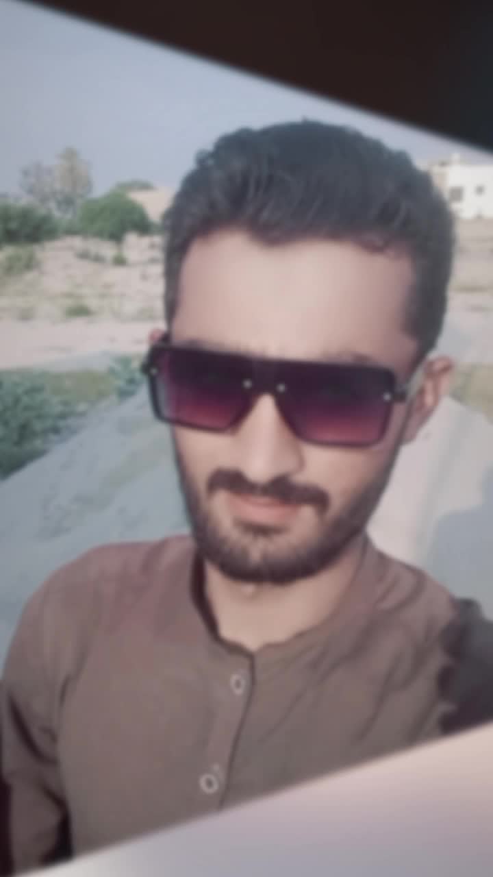 @سوہنڑے لوگ دلاں دے روگ