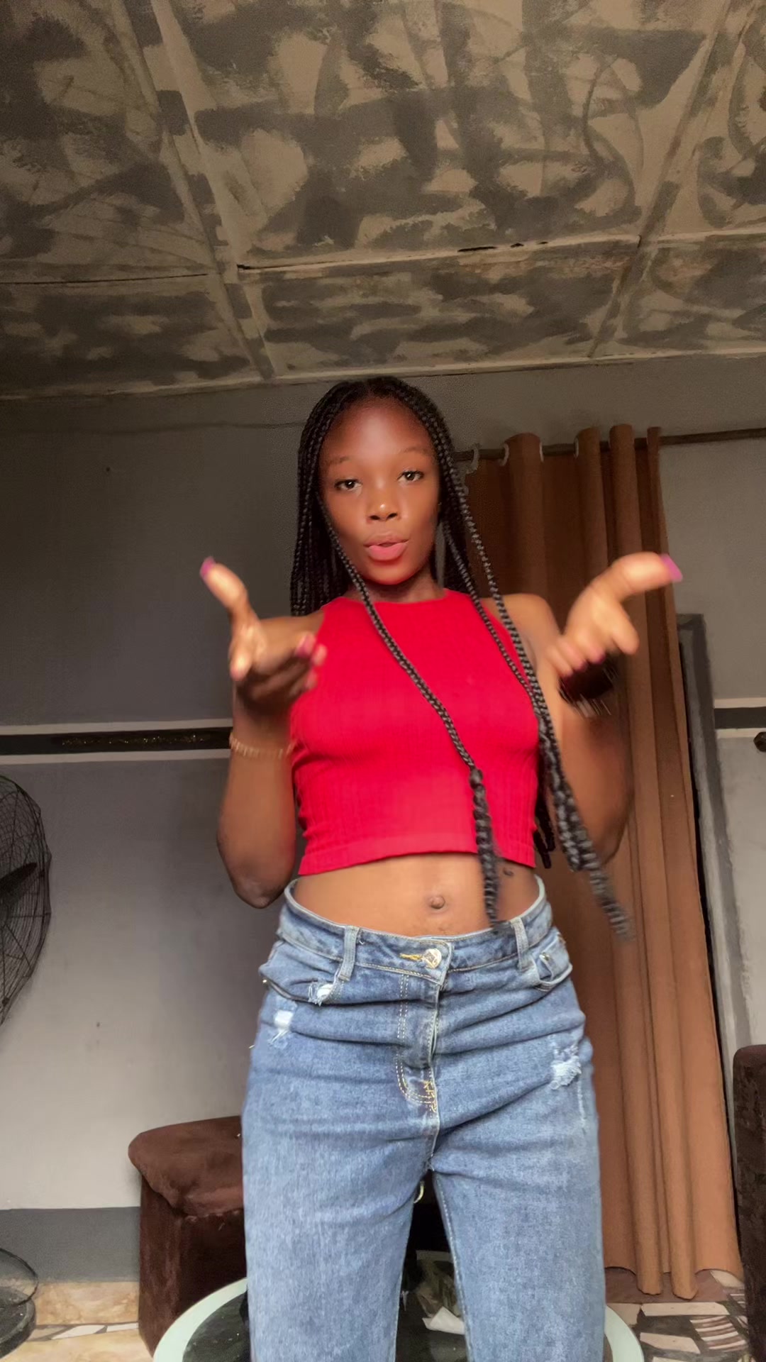 @Bébé Esther 🦋