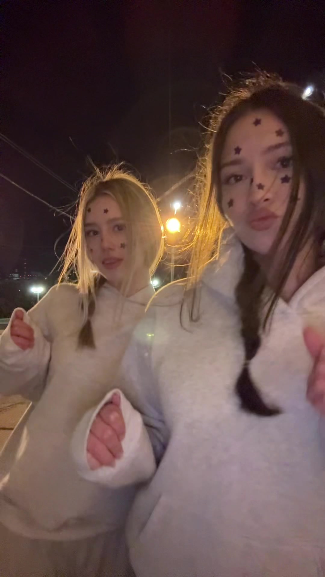 @марилова