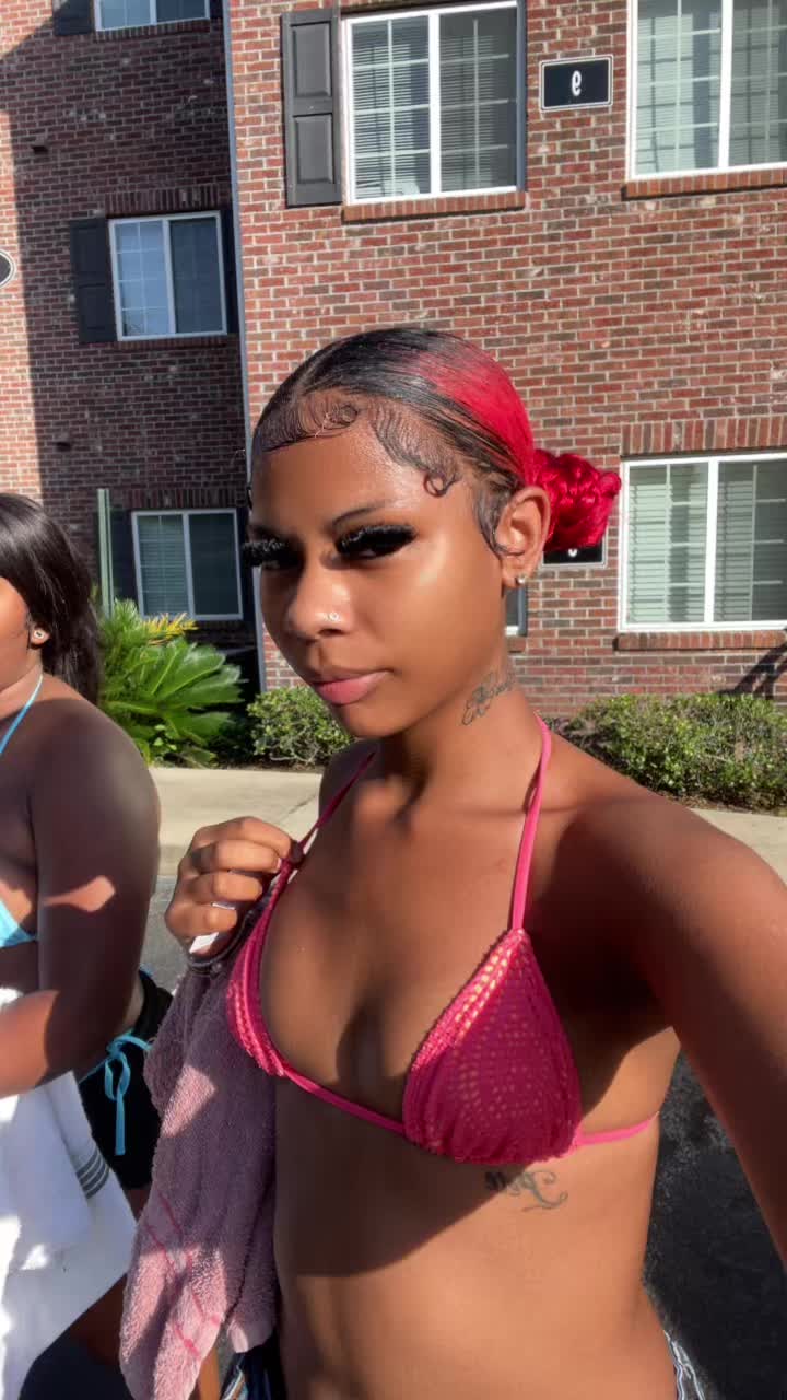 @nessaboo