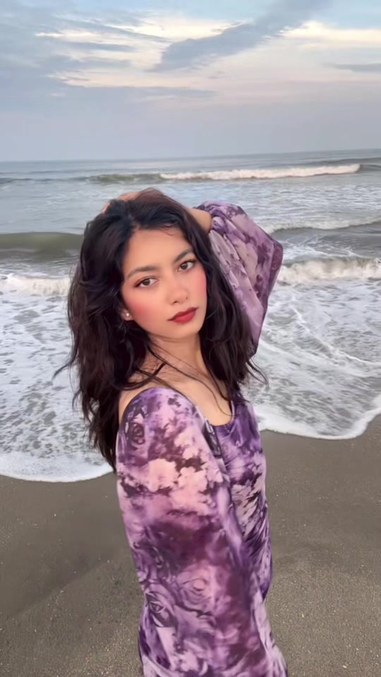 @Asmita🌻