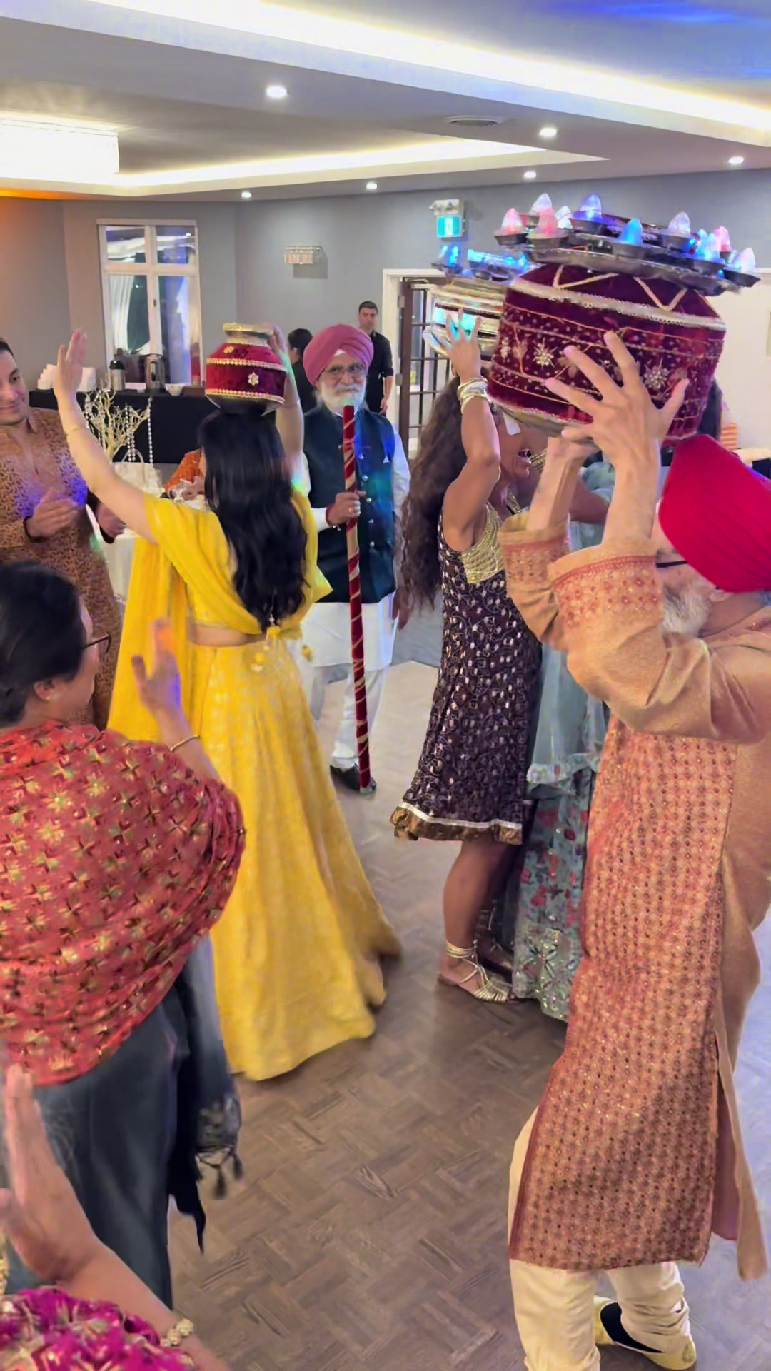 @Vivek | ਵਿਵੇਕ