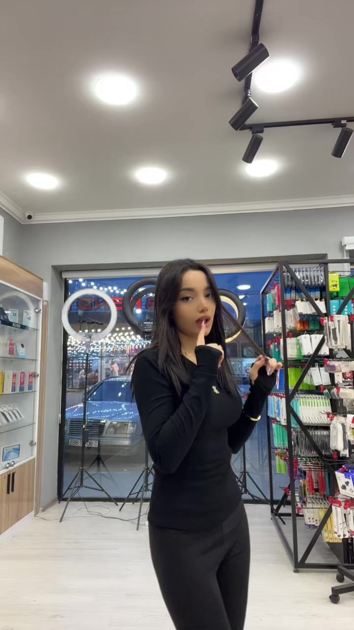 @𝐔𝐥𝐲𝐚🤍