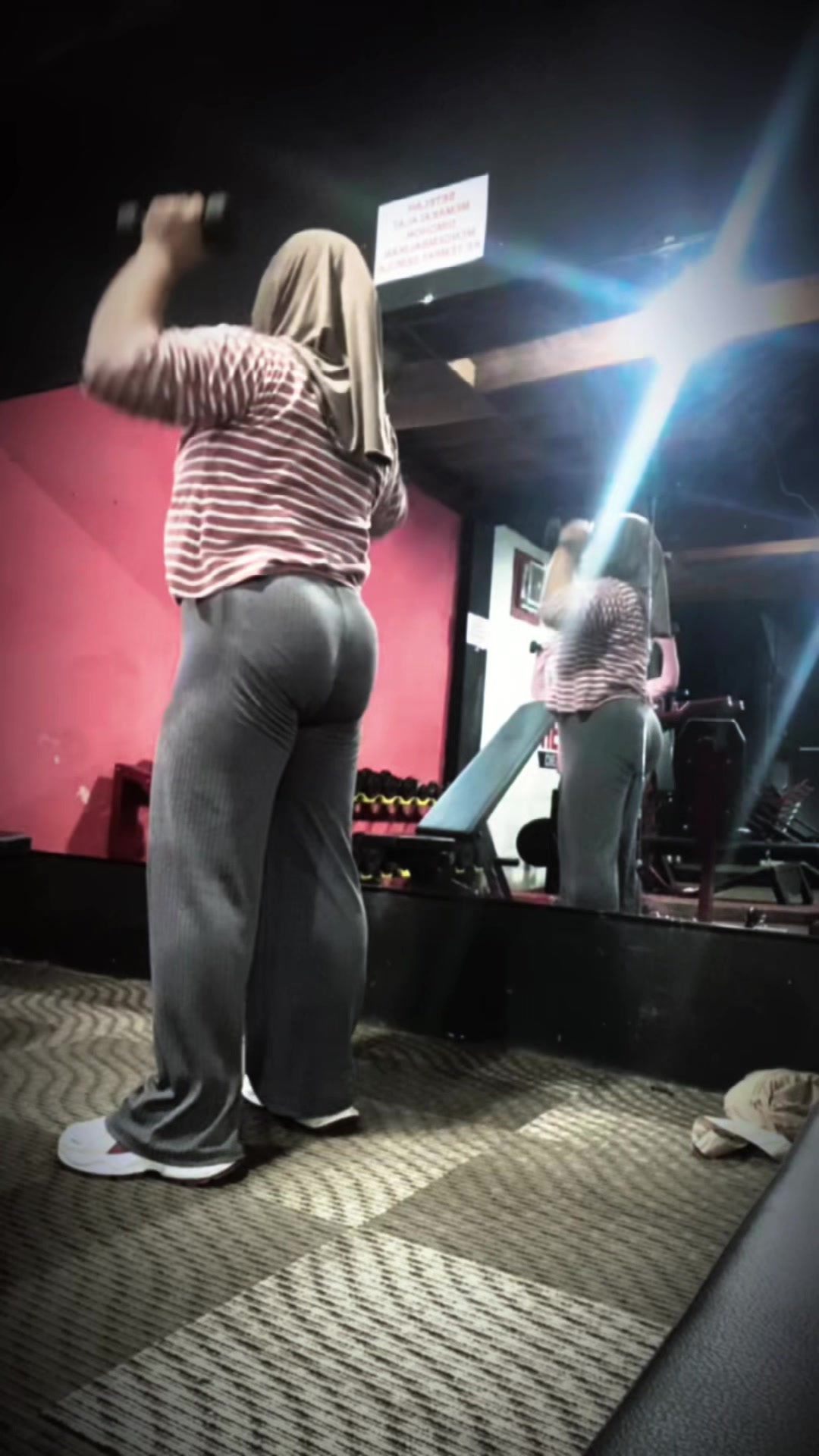 @Momski