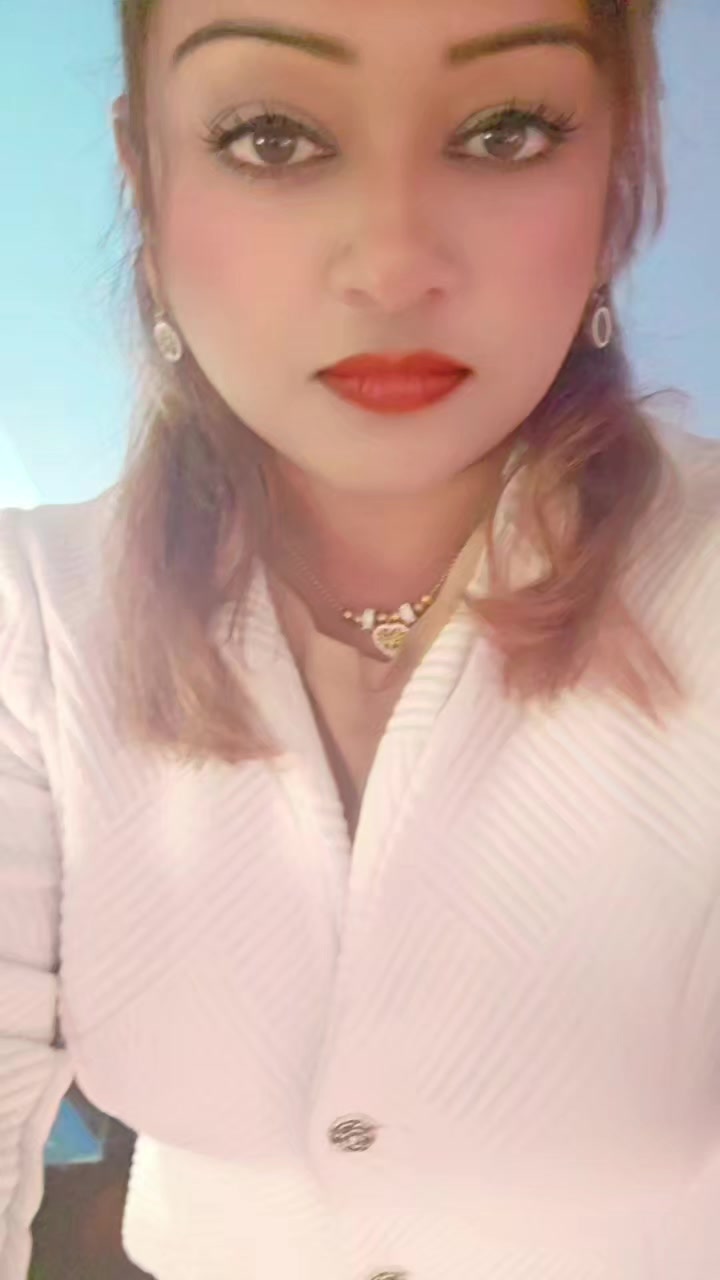 @kesh🦋🎶💞