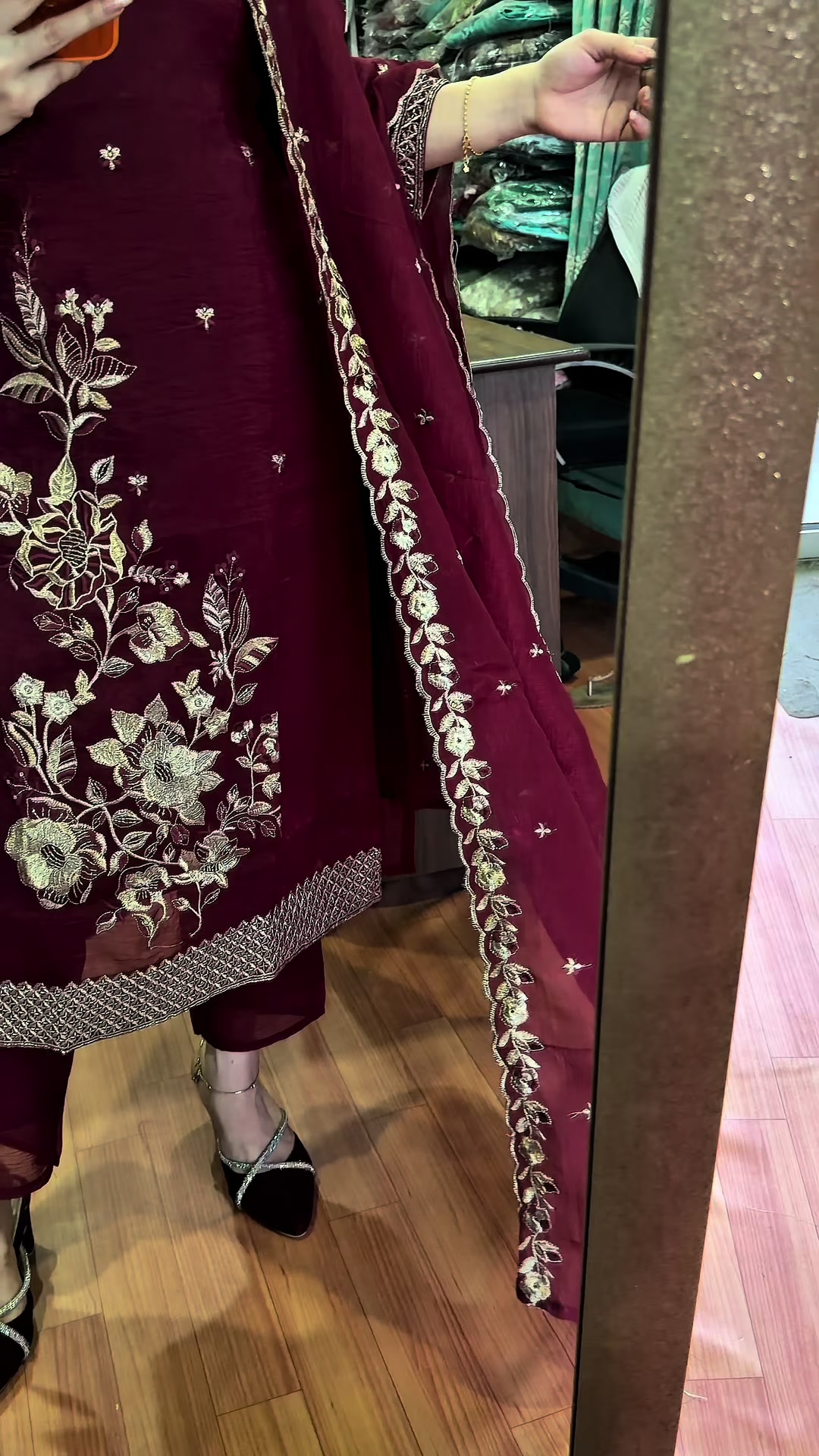 @AashmaCollection123