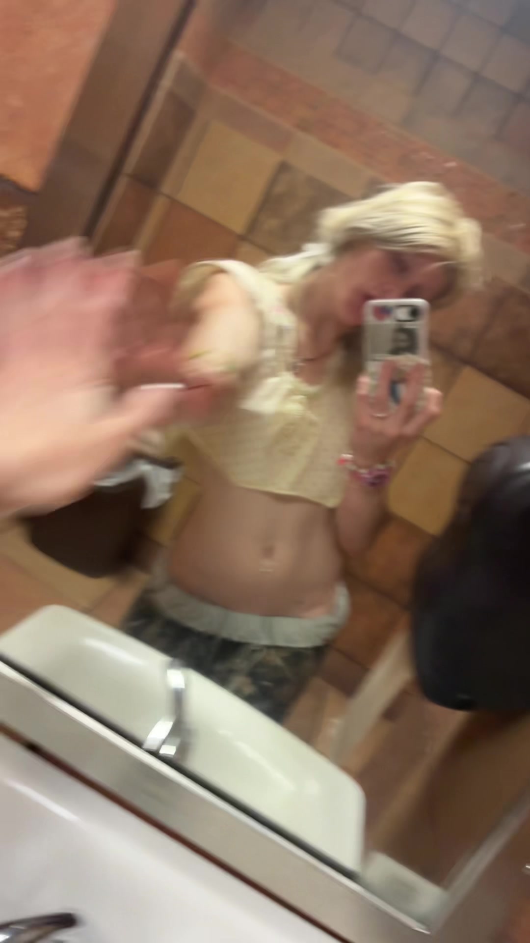 @junk13.gf