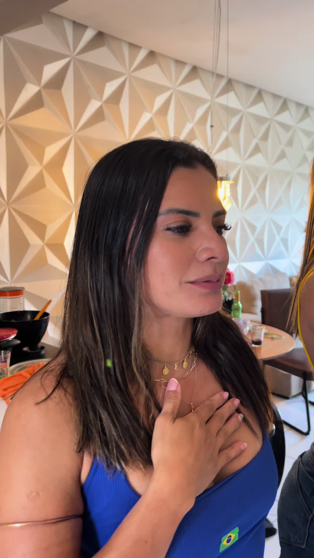 @Paula Vanessa