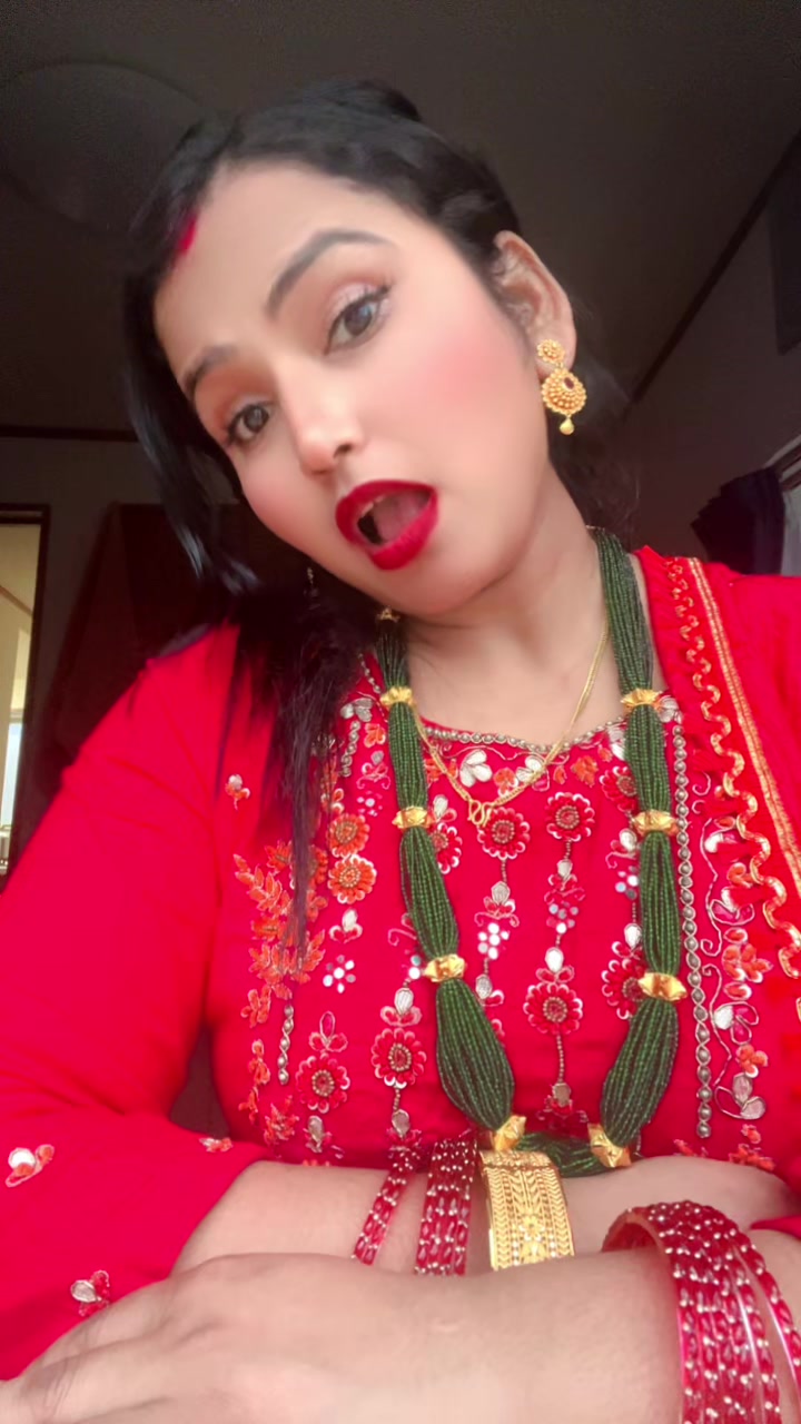 @Sanbhi❤️mom🎌