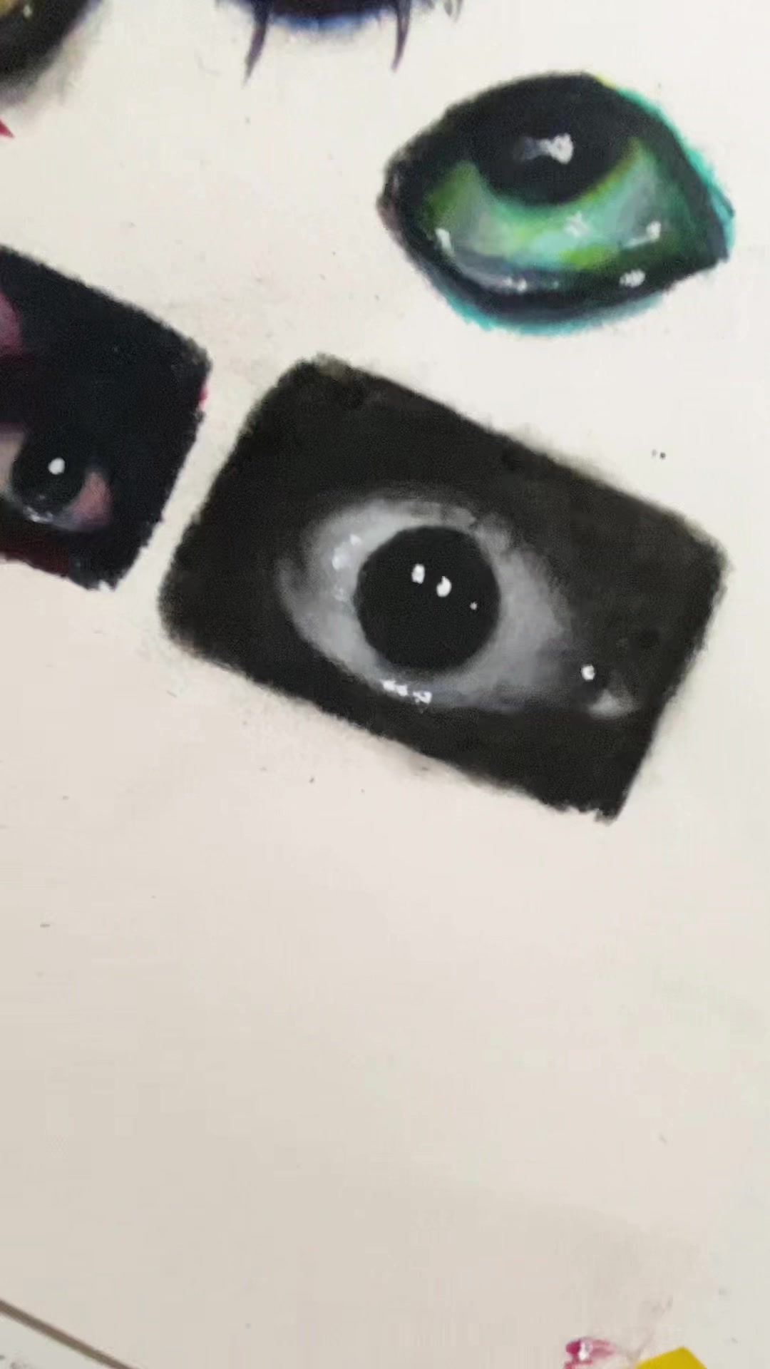@Monymonsants👩🏻🎨