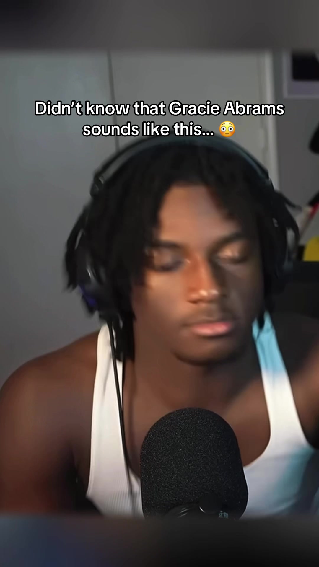 @Souvenir Reacts