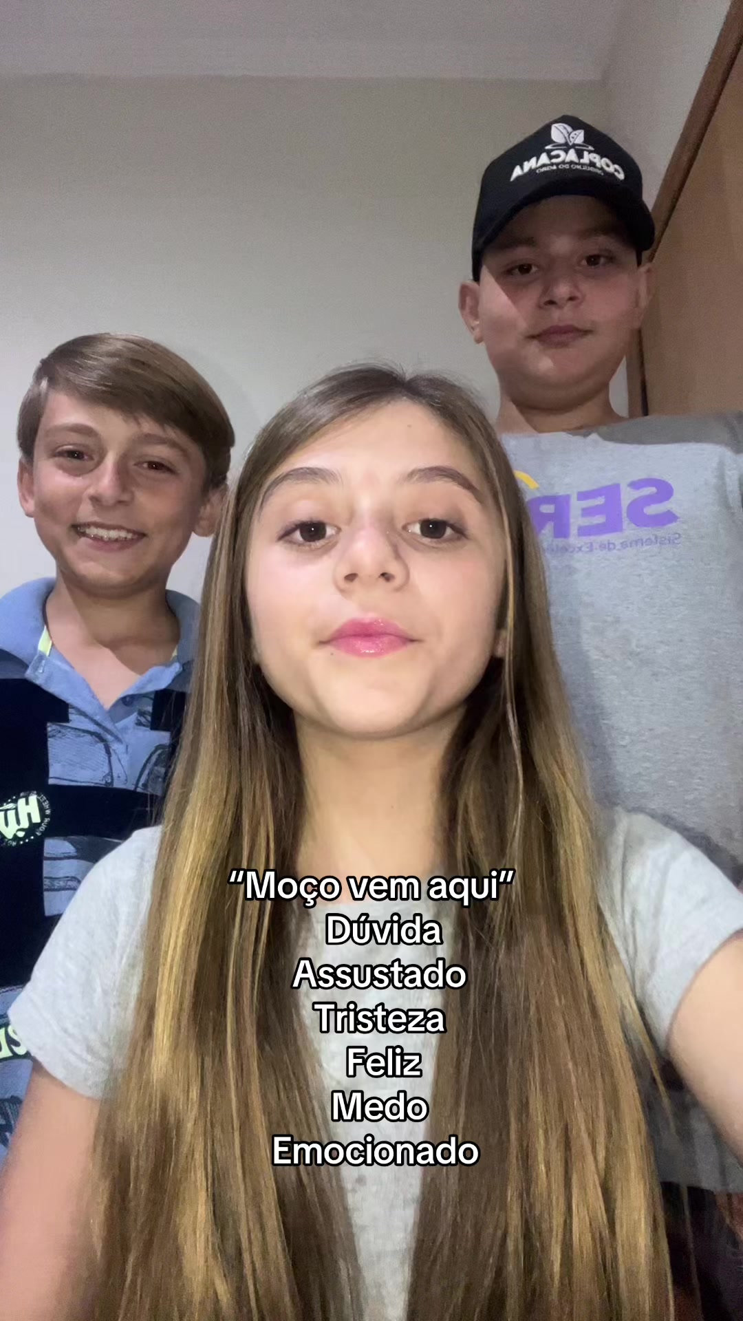 @Lavínia🩷✨