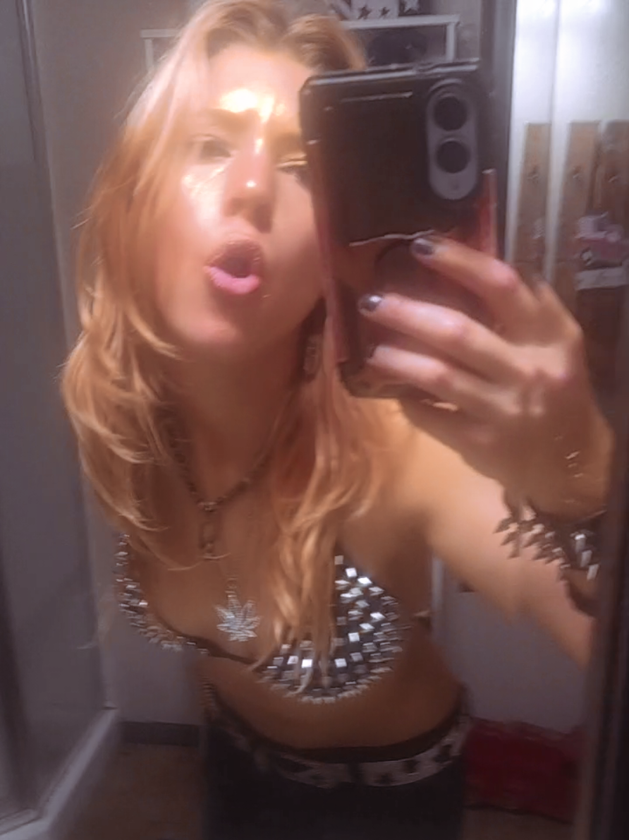 @Jaylee_exists
