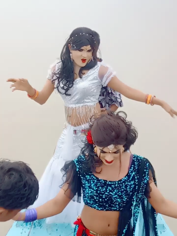 @Mahiya Mahi