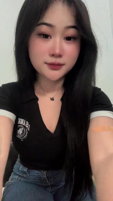 @velicyaa