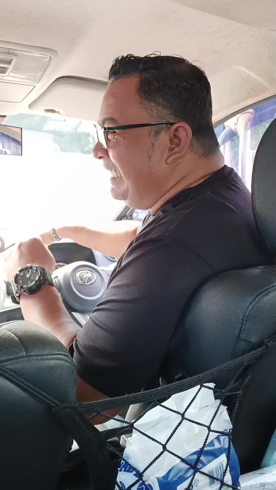 @𝑷𝑨𝑷𝑨 𝑲𝑯𝑨𝑰