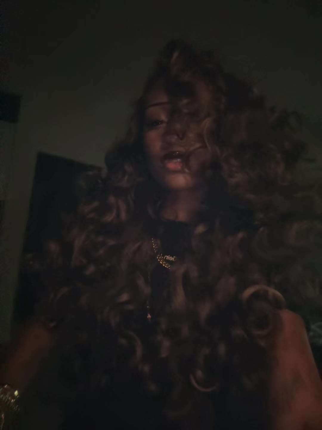 @Ari🤍