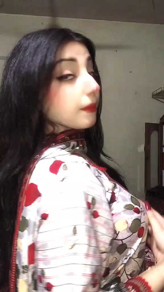 @ANAYA🧚♀️