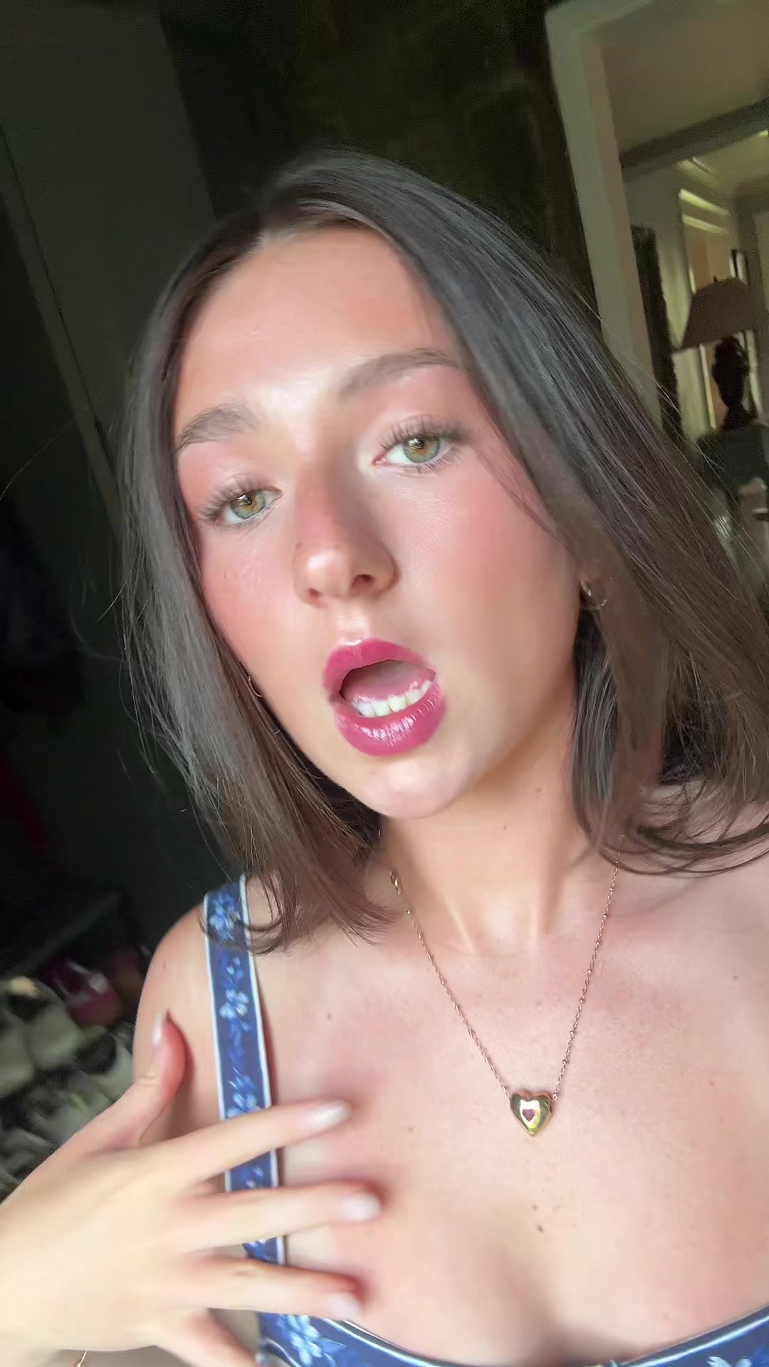 @Sophia
