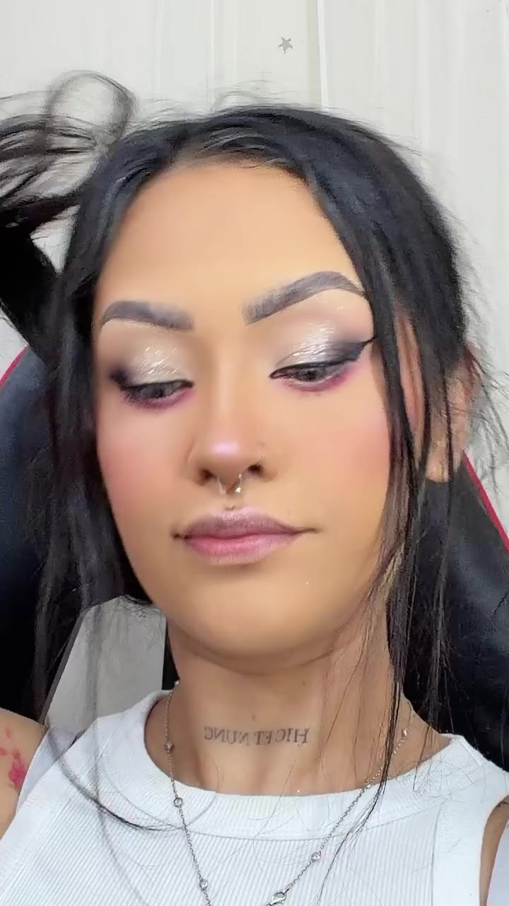@alexx cierra