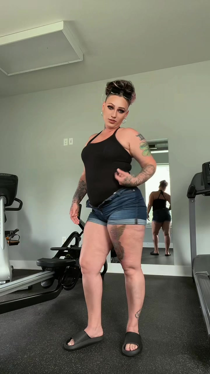 @DANYELLE ♊️💙😘