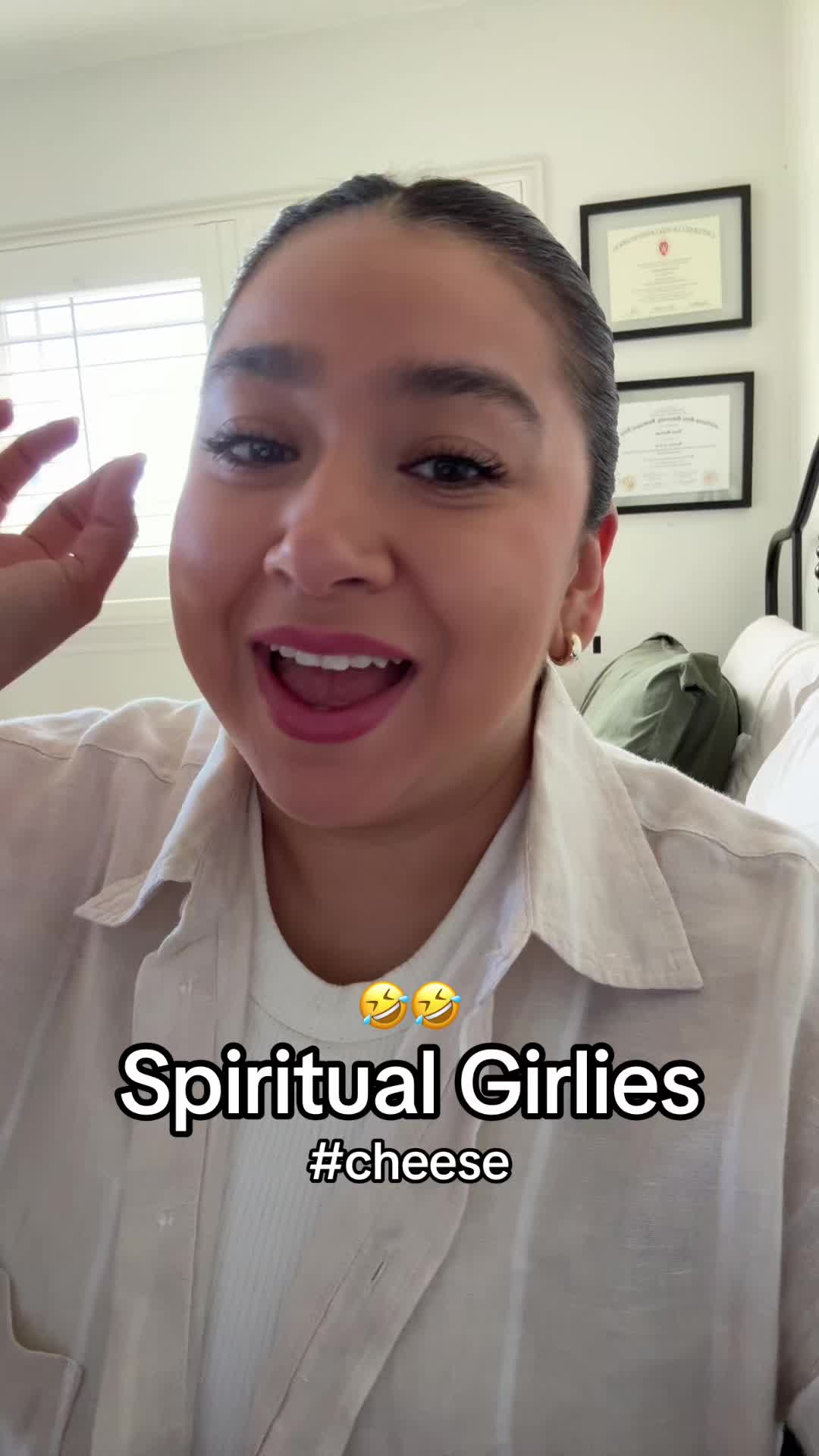 @Diana Madrigal|Psychic Medium
