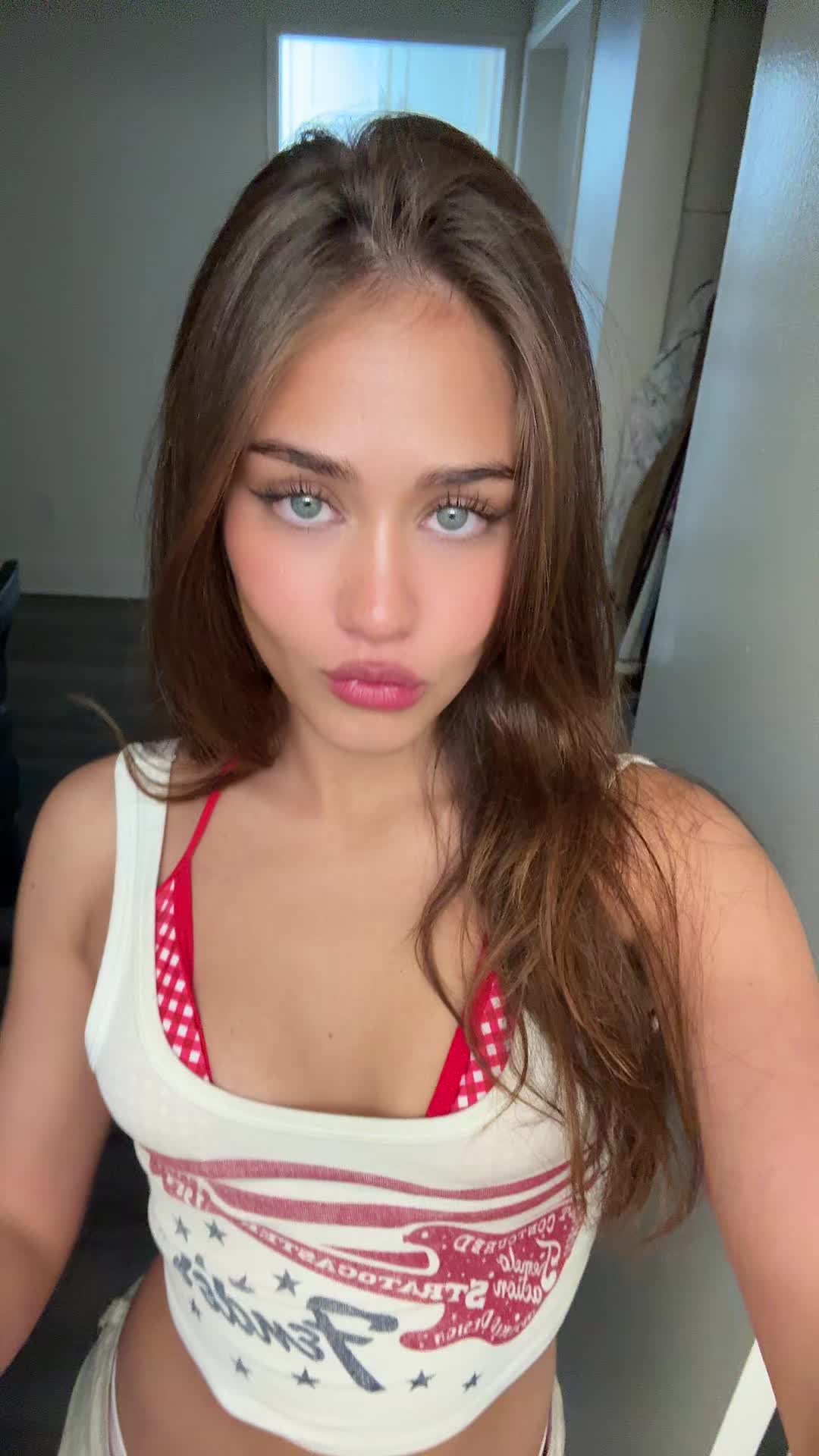 @fayleefruit