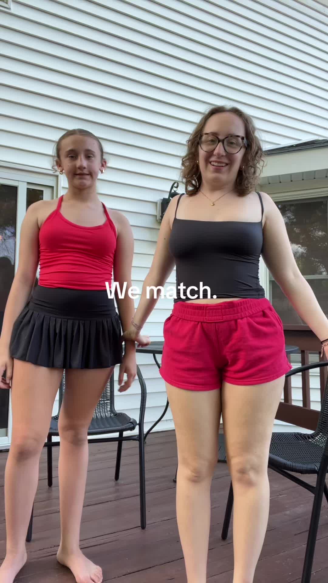 @shepwearsglasses