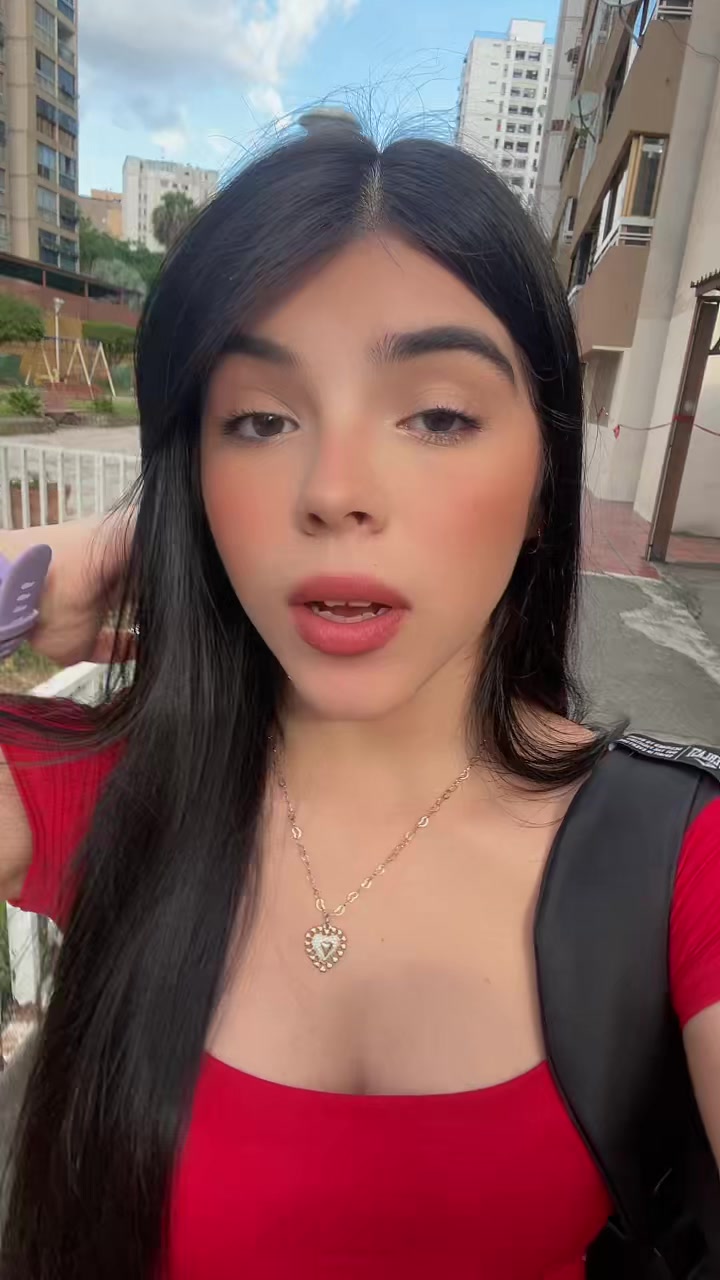 @L A U