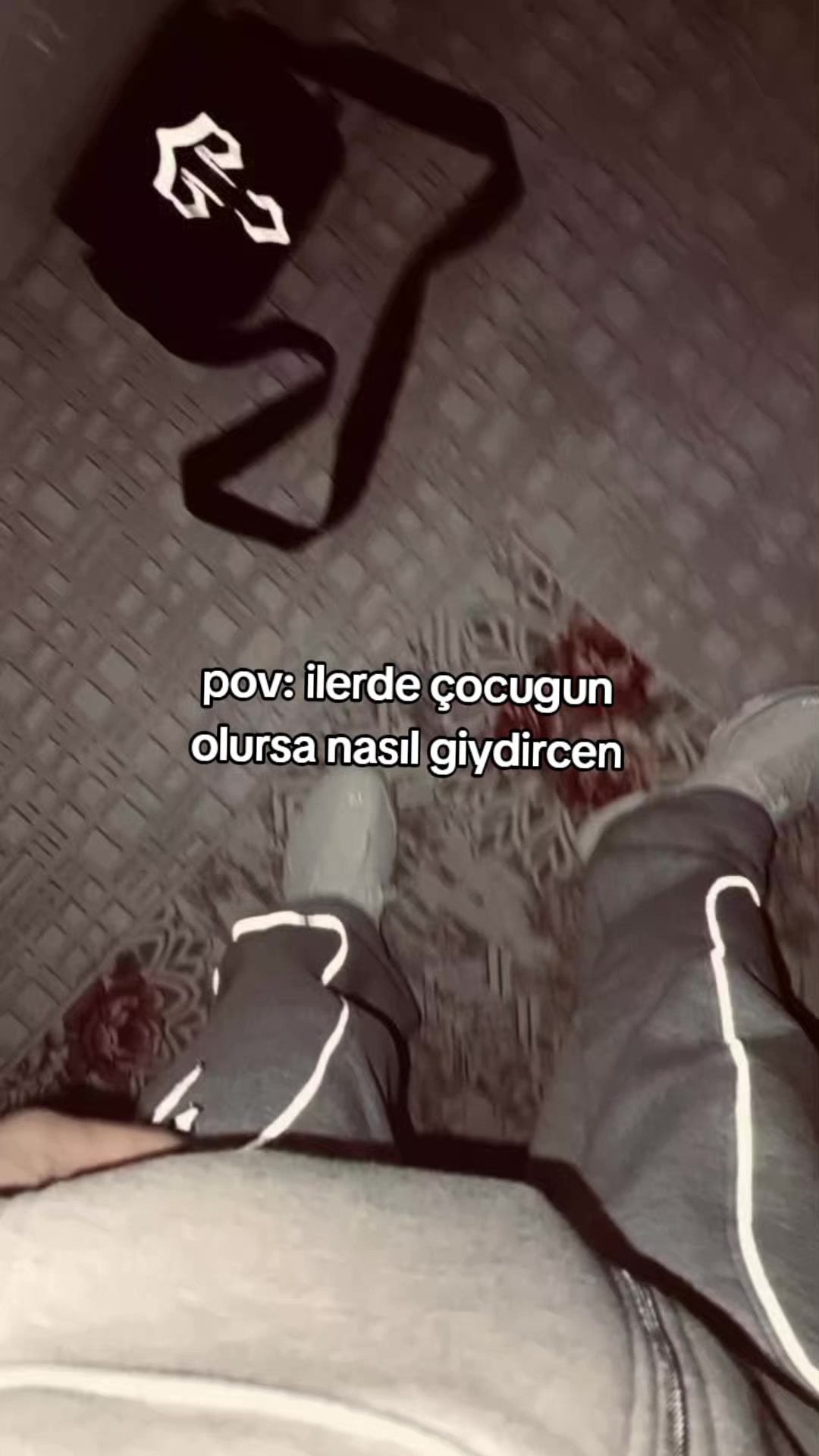 @Hawking🧟♂️