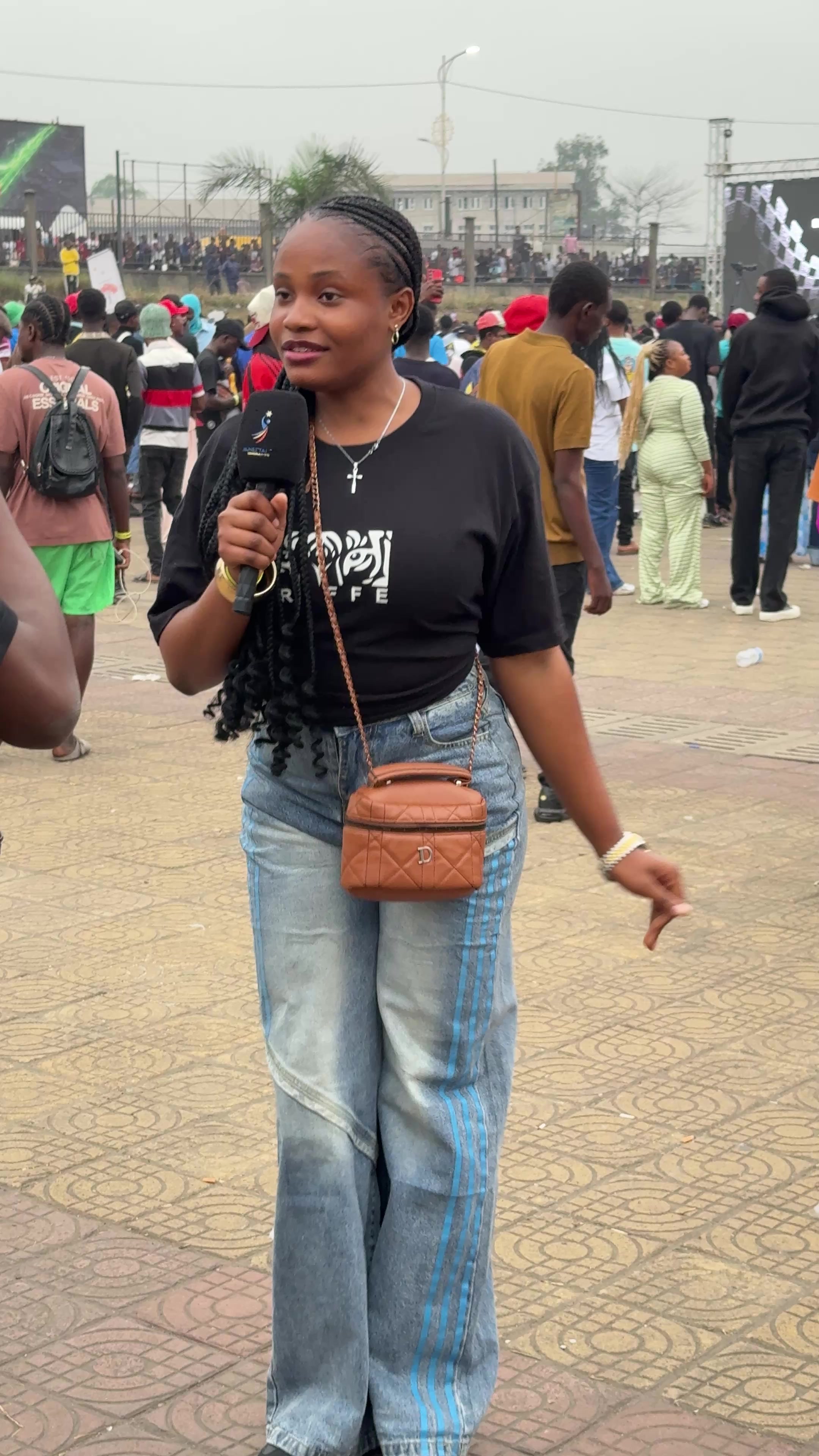 @Exaucia Lukau🧜♀️🌚🕊️💋