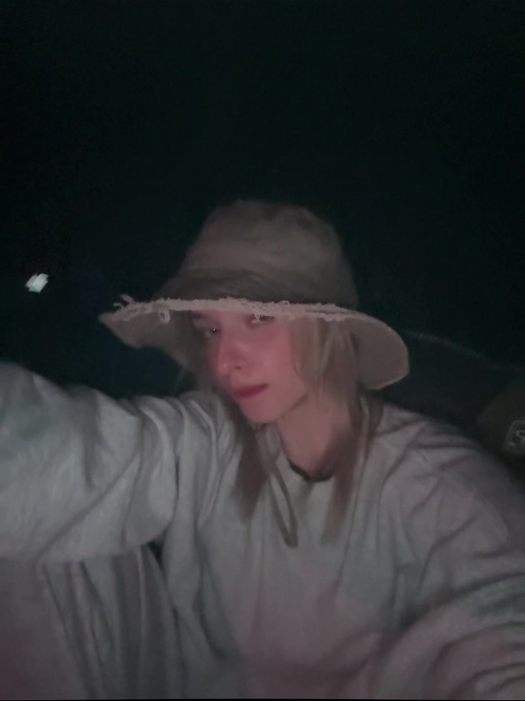 @юля