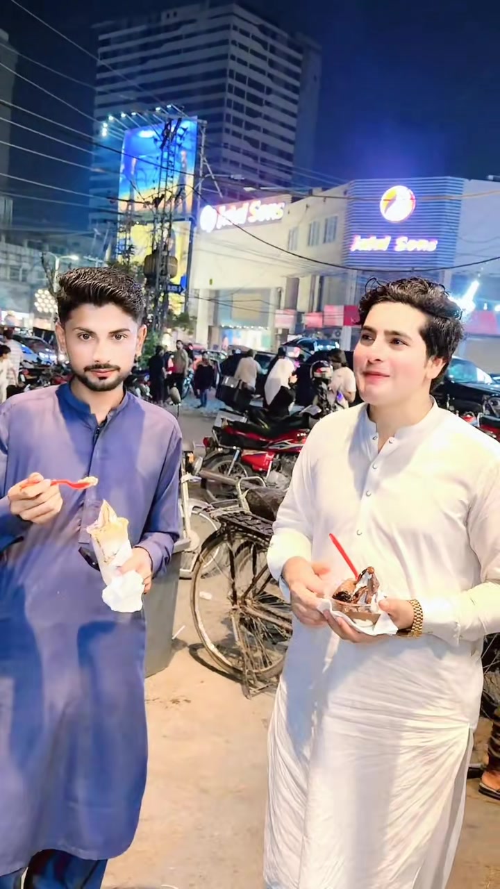 @Makki sahil 804
