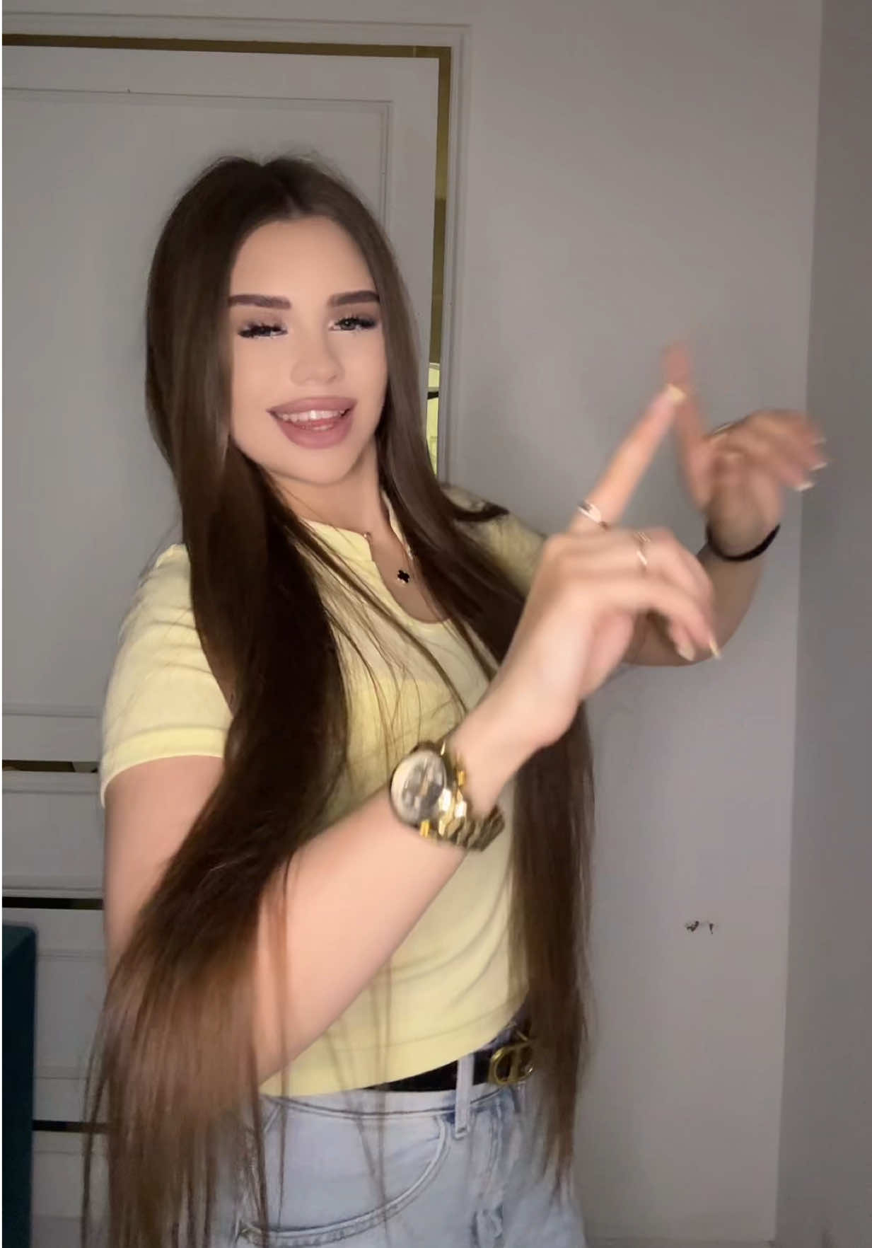 @𝐀𝐫𝐢🤍