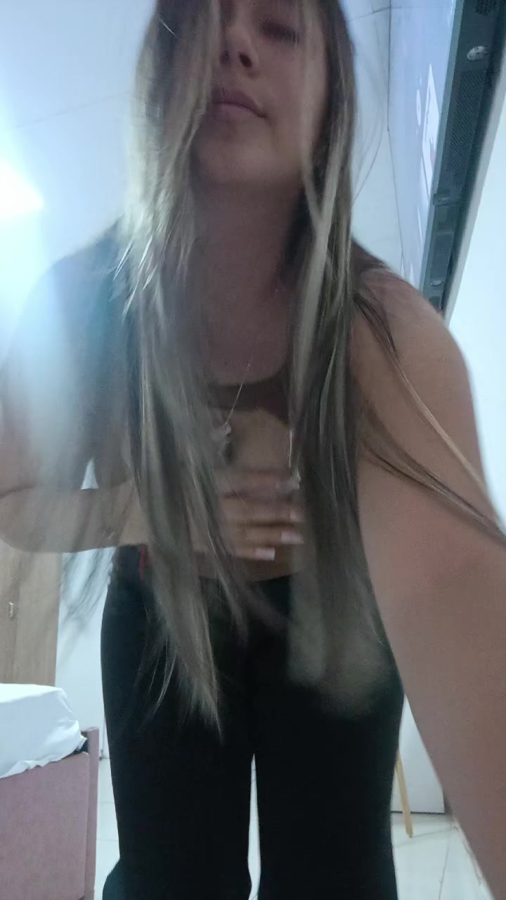 @Valeria🧩