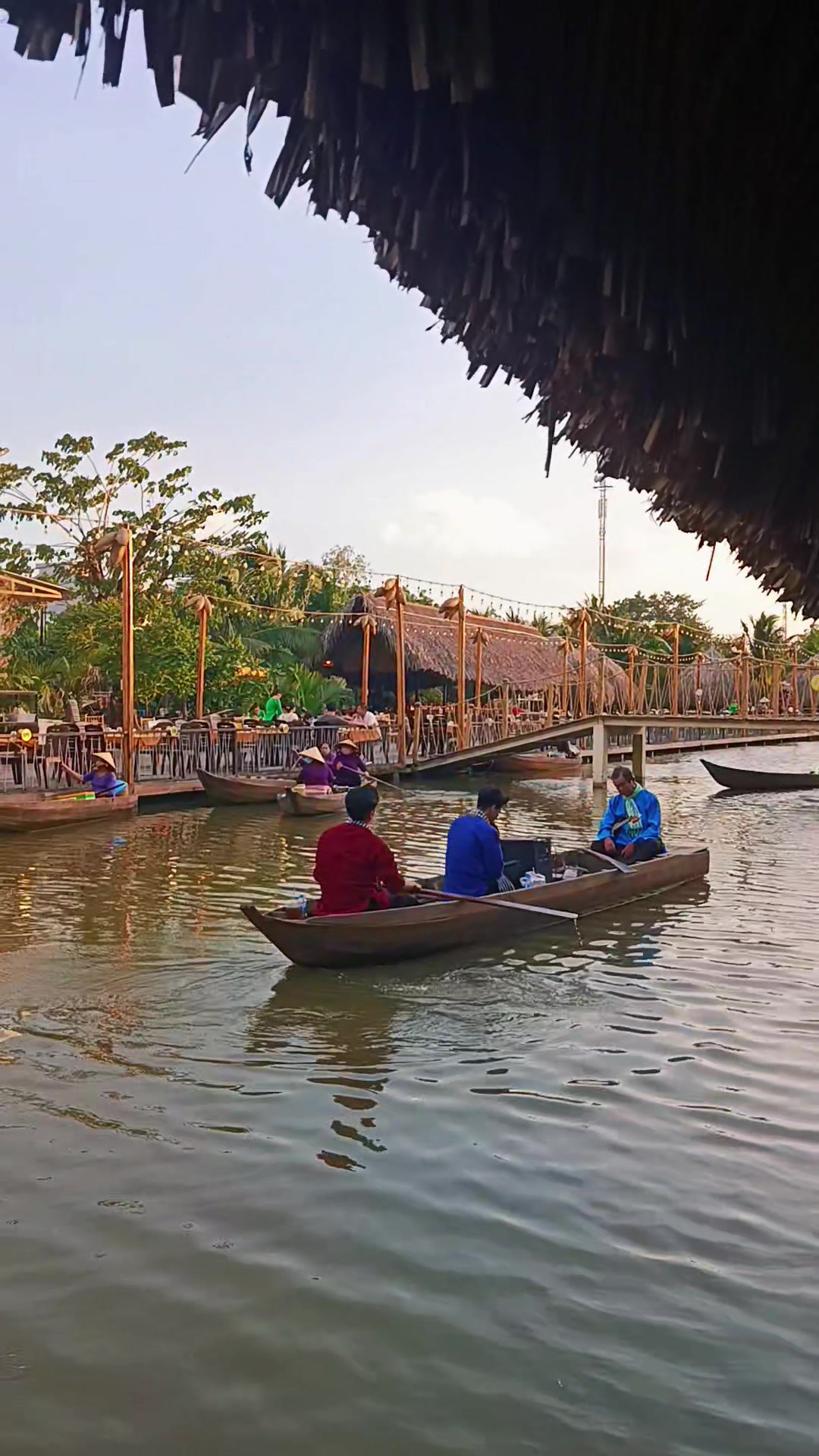 @Nhà Xe Tấn Tài An Giang
