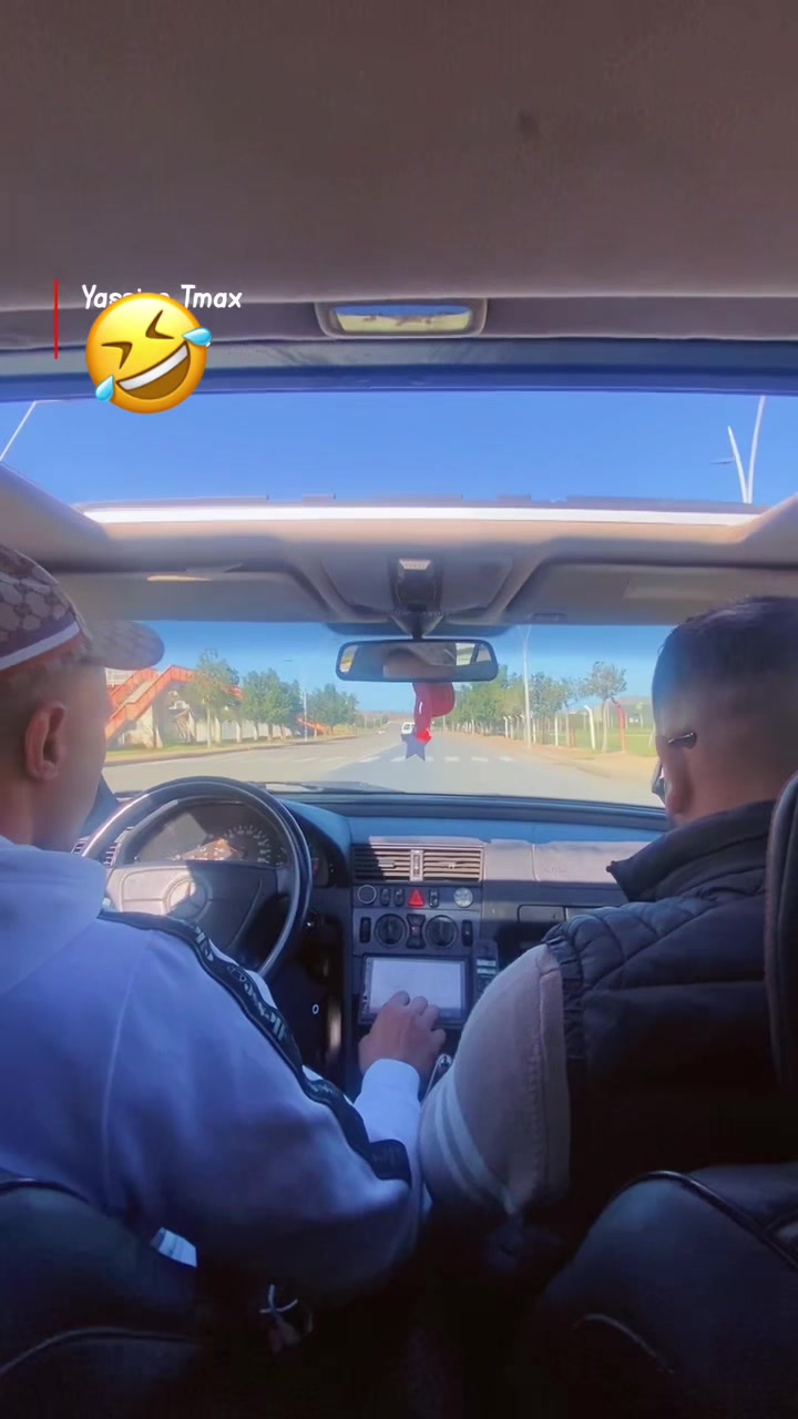 @yassinetmax