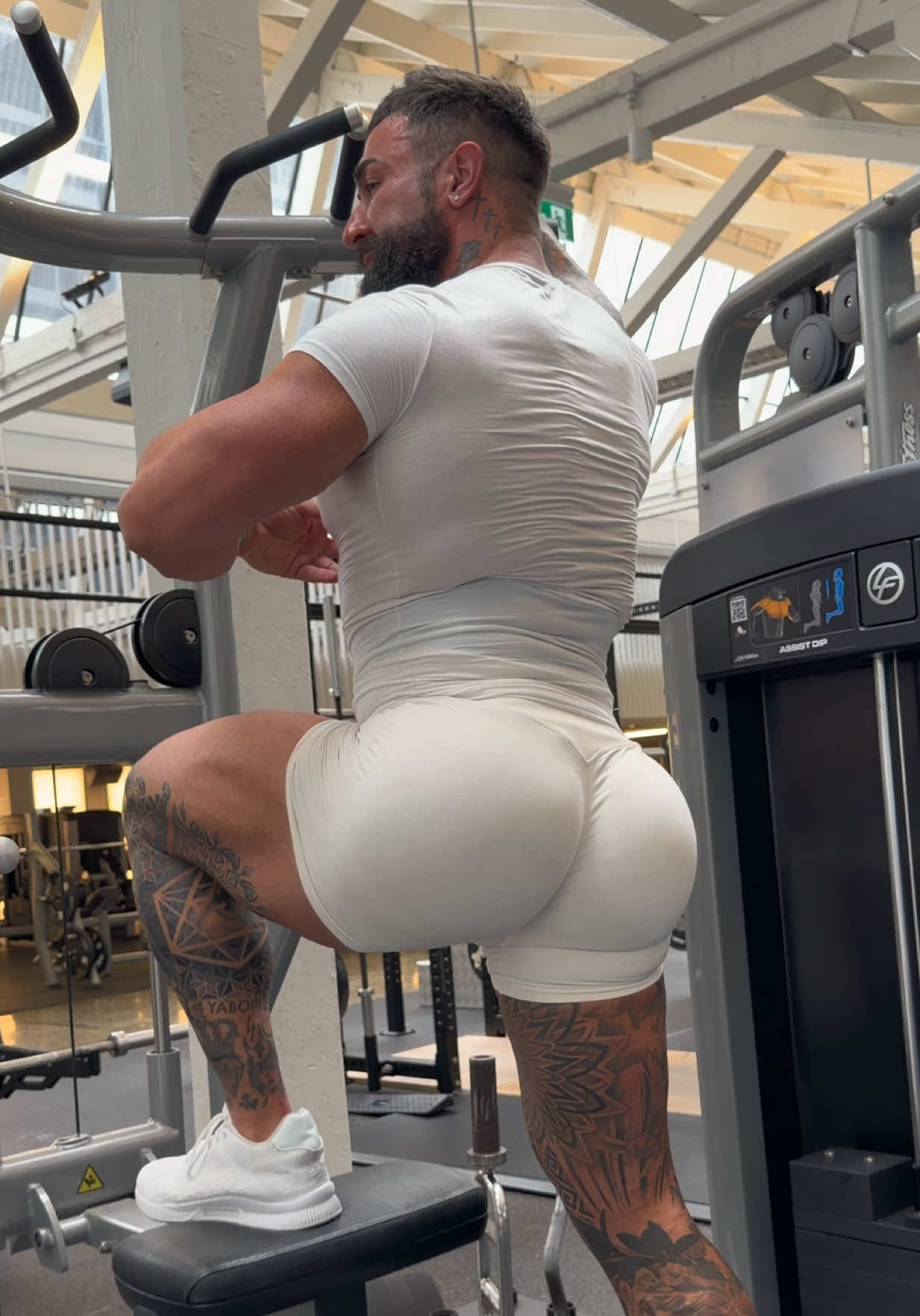 @NUNZI