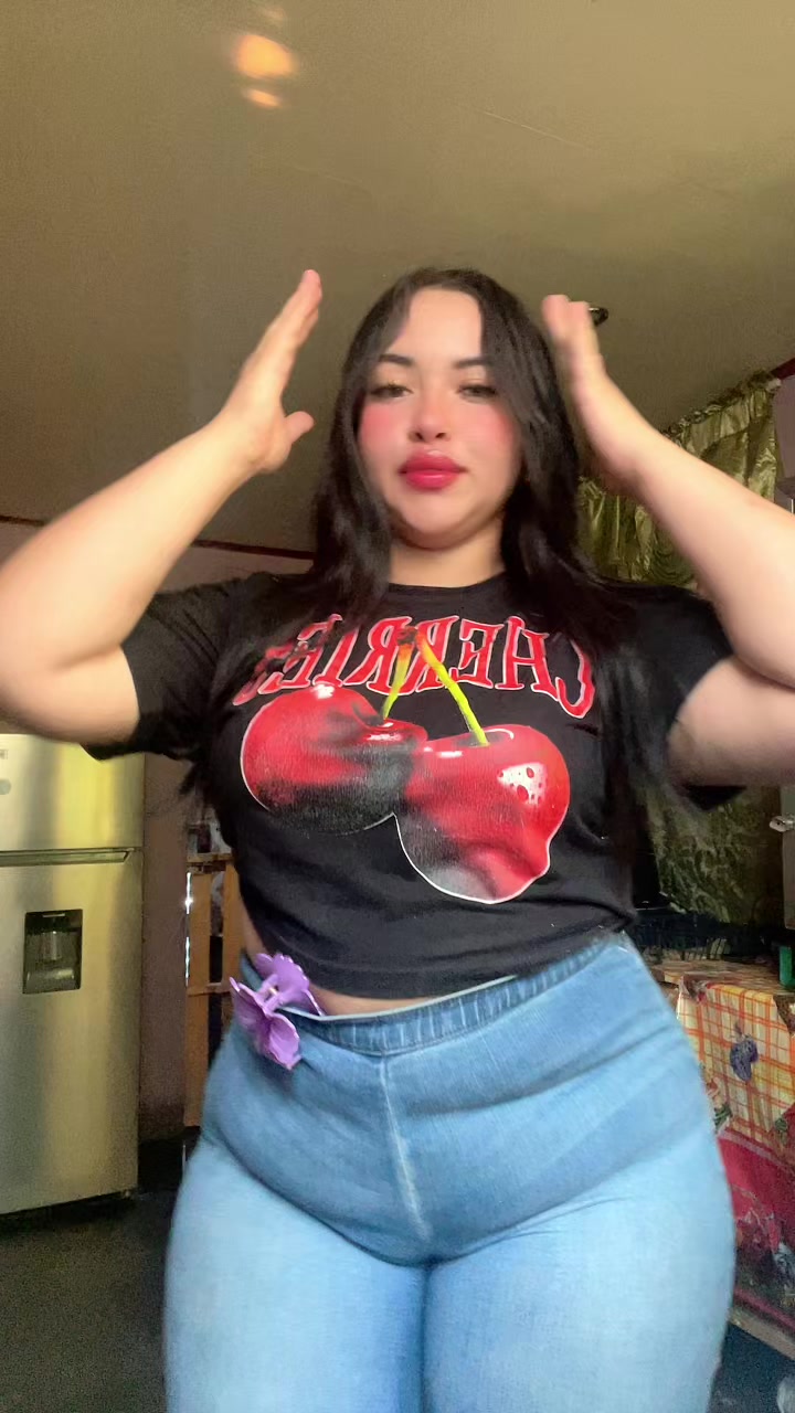 @Yenny Posas💋