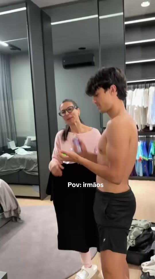 @Raffaela Souza